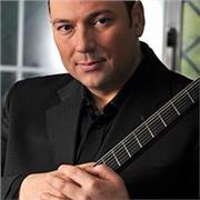 Lezioni di canto professionali. Docente di canto di ruolo del Liceo Musicale  Palizzi  di Napoli e artista con esperienza internazionale insegna tecnica vocale, canto classico e moderno, con metodo scientifico e personalizzato